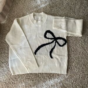 Bow sweater, cozy sweater, cute sweater